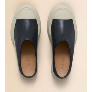 NWOB MARNI Black leather Pablo sabot, $875 Sz 38